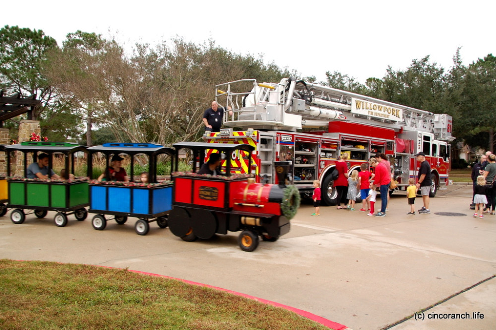 Santa in the Park in Cinco Ranch