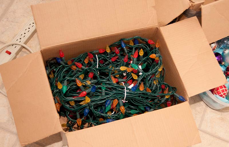 Removing Holiday Lights and Decorations