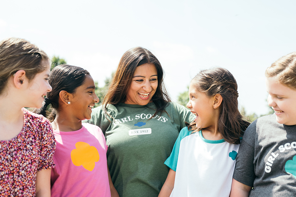 Girl Scouts of San Jacinto Council Offers Free Membership for New Troop Leaders During National Volunteer Month