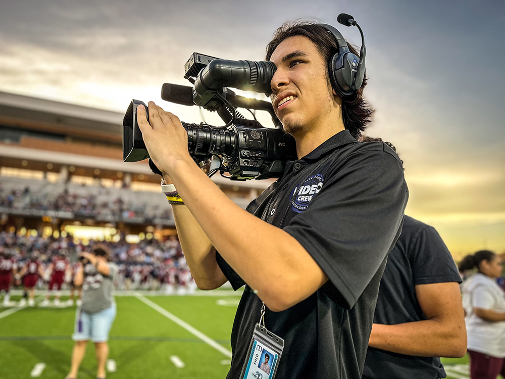 Katy ISD’s Sports Video Crew Named Student Multimedia Program of the Year