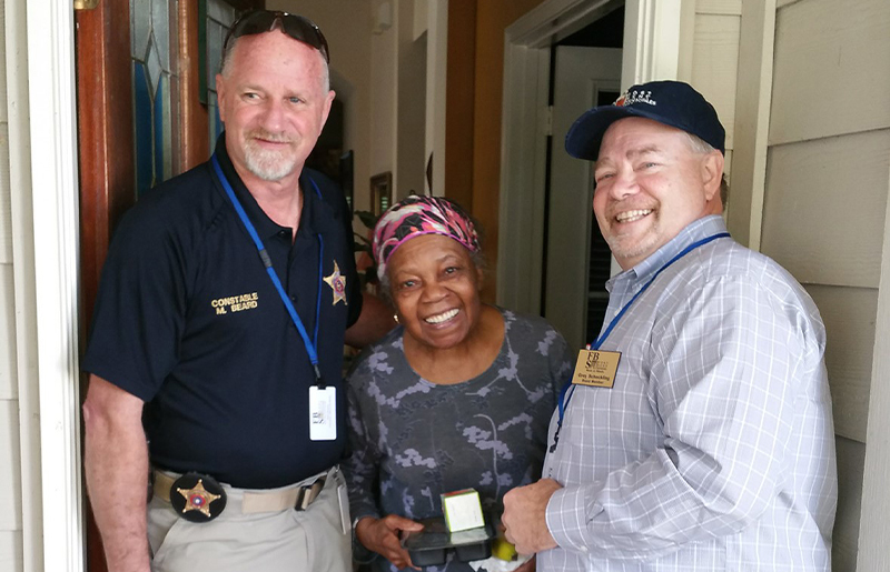 Fort Bend Seniors Celebrates March For Meals With Special Deliveries