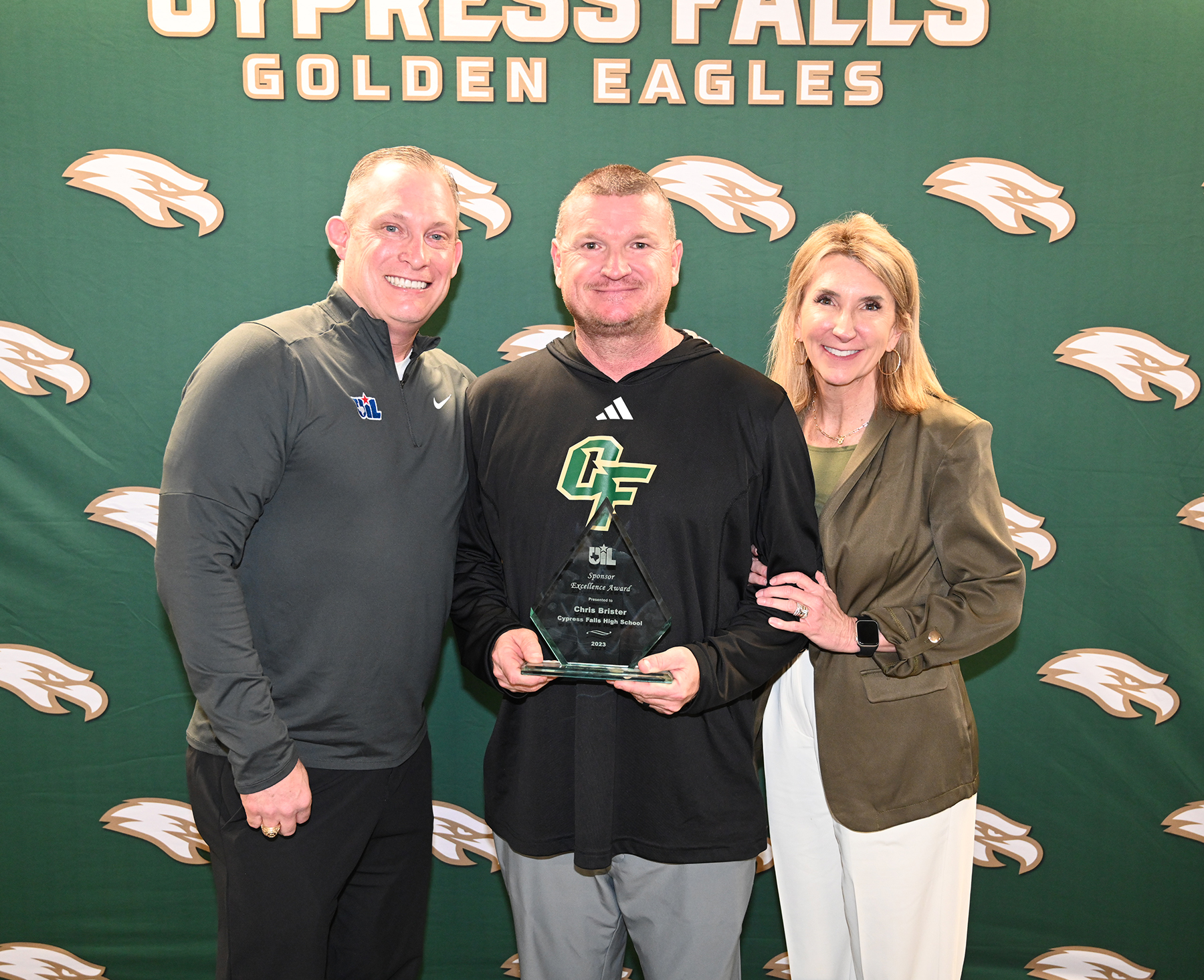 Cypress Falls HS Football Coach Wins UIL Sponsor Excellence Award