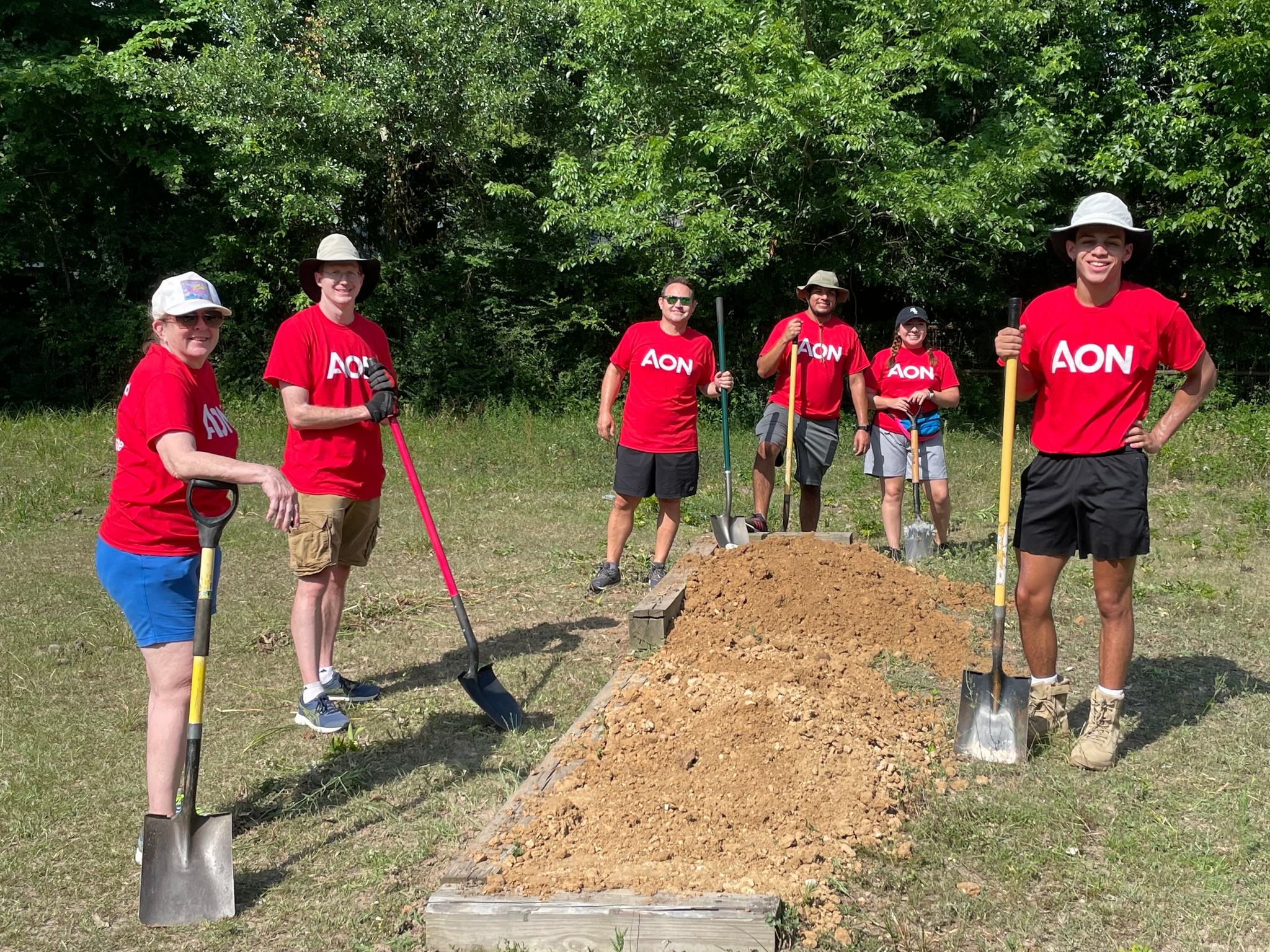 Corporate Volunteer Days at SIRE: Give Back and Grow