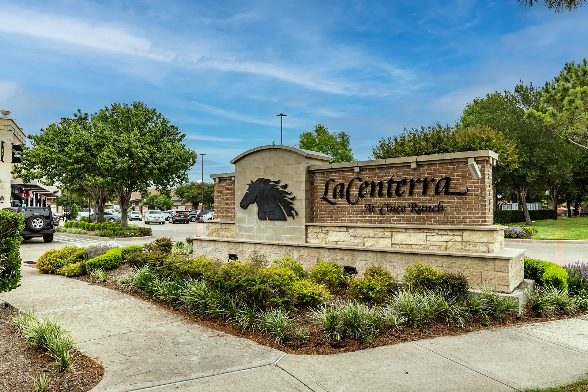 LaCenterra at Cinco Ranch in Katy Acquired by Brixmor for $223 Million