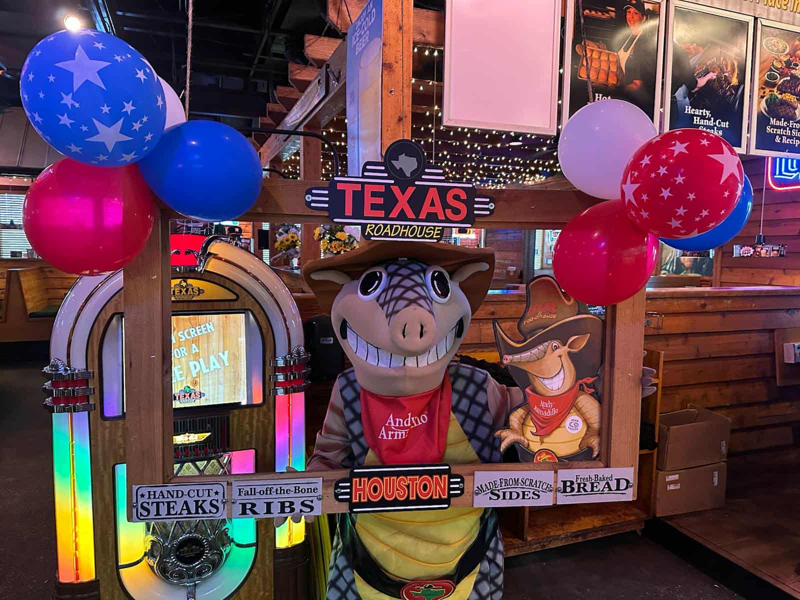 Texas Roadhouse to Expand Houston Location at US 290 and FM 1960 with New Dining Room Addition by Year-End