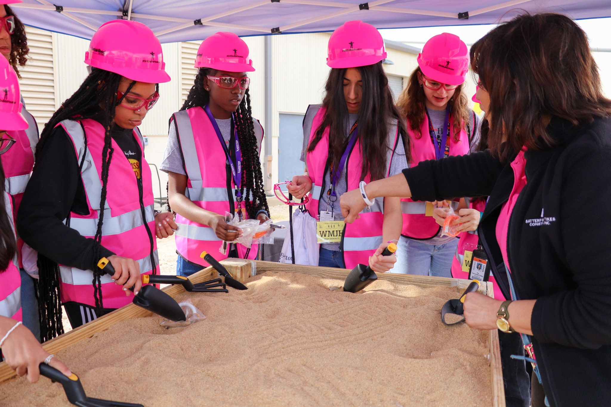 Over 1,700 KISD Students Attend #SHEBuildsHouston Construction Career Event