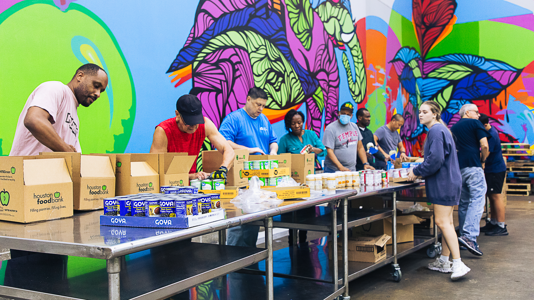 Houston Food Bank Calls for Volunteers in Wake of Recent Storms