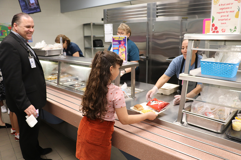 Katy ISD’s Rhoads Elementary Celebrates National School Lunch Week 