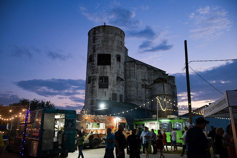 Katy ISD Education Foundation Announces Return of Fireflies & Foodtrucks