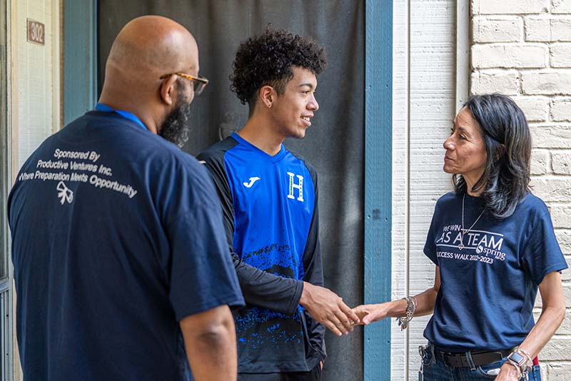 Success Walk Volunteers Visit with Students, Families to Promote School Attendance