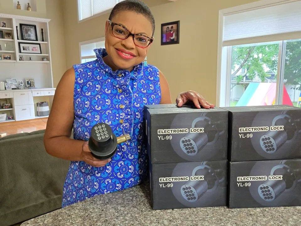 Sheletta Brundidge Brings Spread Love with Locks Campaign to Fort Bend County, Advocating for the Safety of Autistic Children