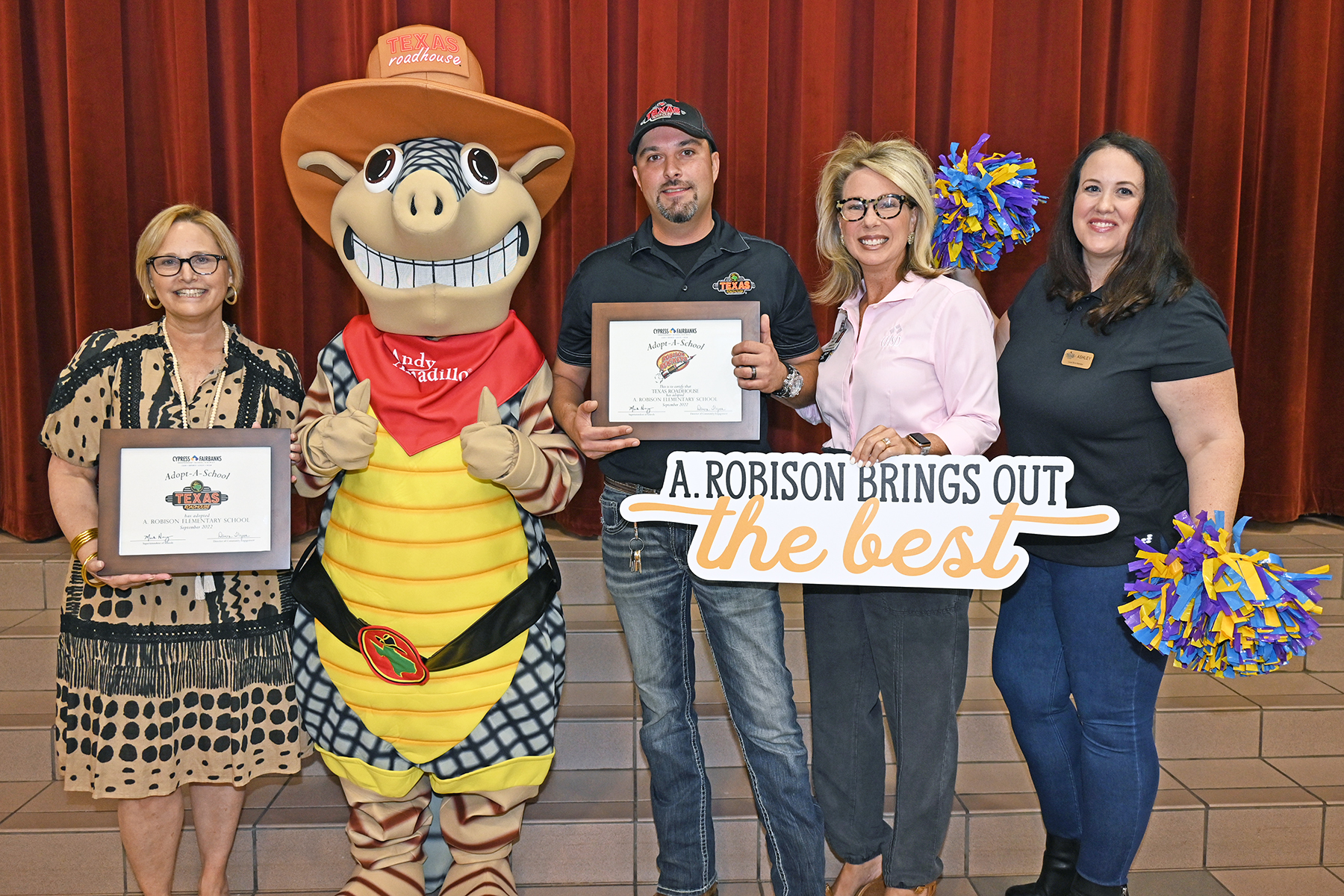 A. Robison ES, Texas Roadhouse establish Adopt-a-School partnership